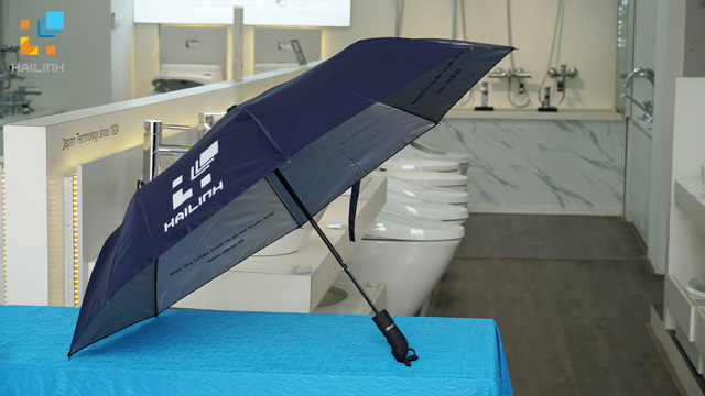 tặng ô cán ngắn trị giá 300.000 đồng